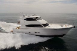 Luxury Motor et Sailing Yachts - Maritimo Yachts Evolution - Photo 2